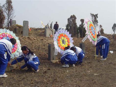 夢見去掃墓|【夢到掃墓】夢到掃墓：預兆、含義，及周公解夢